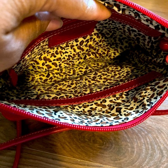 ili New York Leather Cross Body Bag - Bright Red - Picture 7 of 10